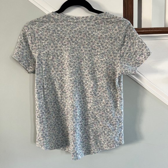 NWT Old Navy Everywear Floral T-Shirt - Size XS - Picture 3 of 8